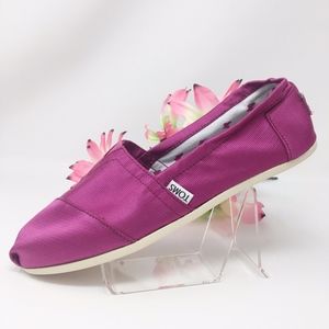 NWOT Women's Toms Sz 8.5W